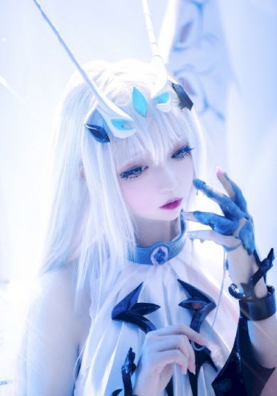 一代女皇武则天李丽英版的_1080P免费高清观看