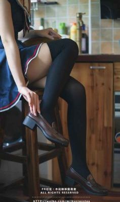 小婷的嫩苞在线播放_BD英语免费高清观看