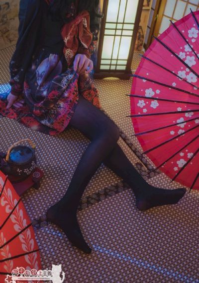 人妻精油按摩BD高清中文字幕_BD国语天堂在线