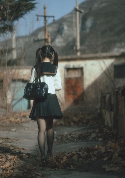 欧美亚洲日韩偷在线_国产剧最新电影在线观看