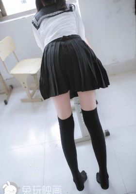激情文学之淫荡人妻_蓝光最新电影在线观看